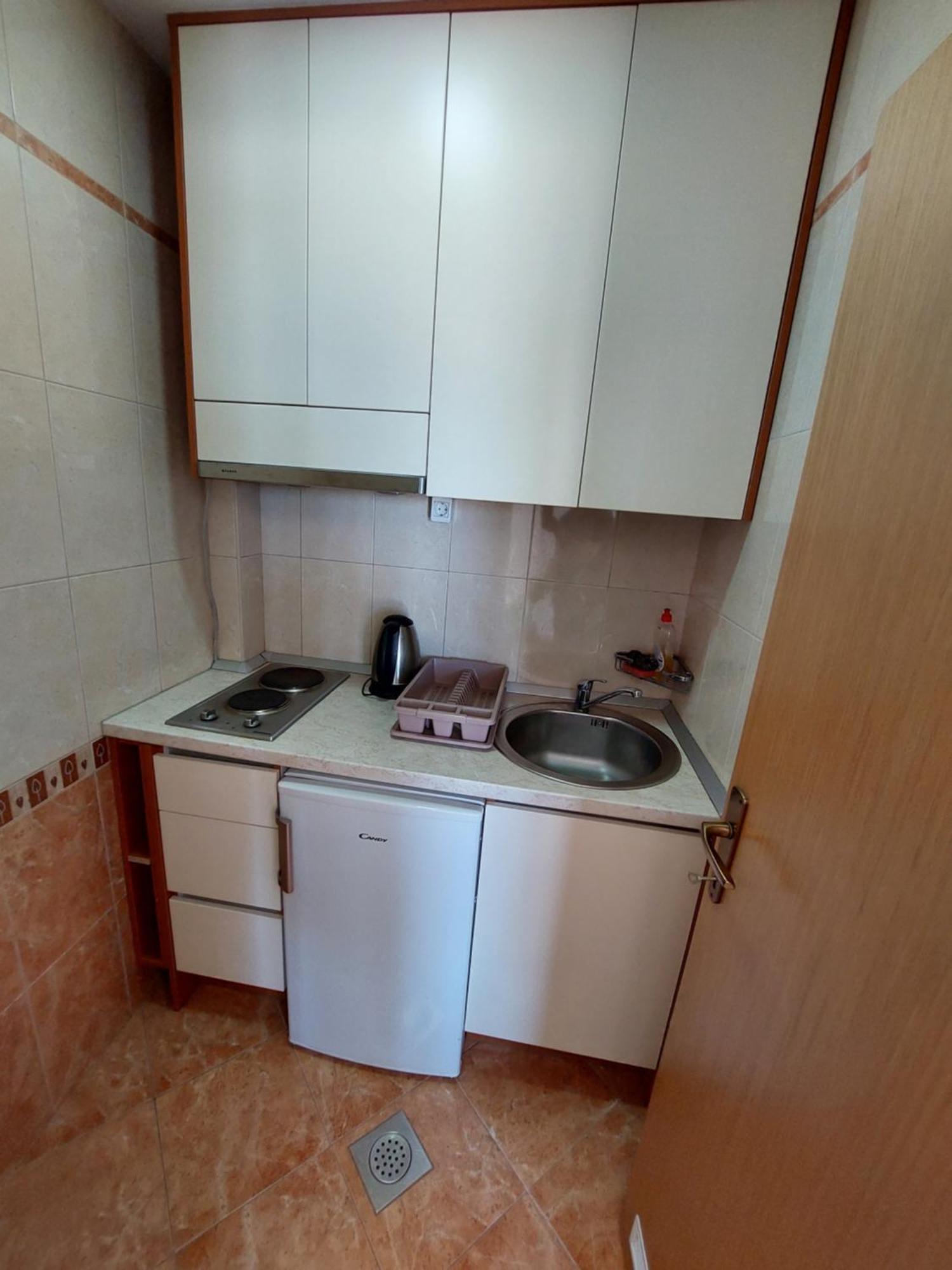Apartments Matic Baška Voda Стая снимка