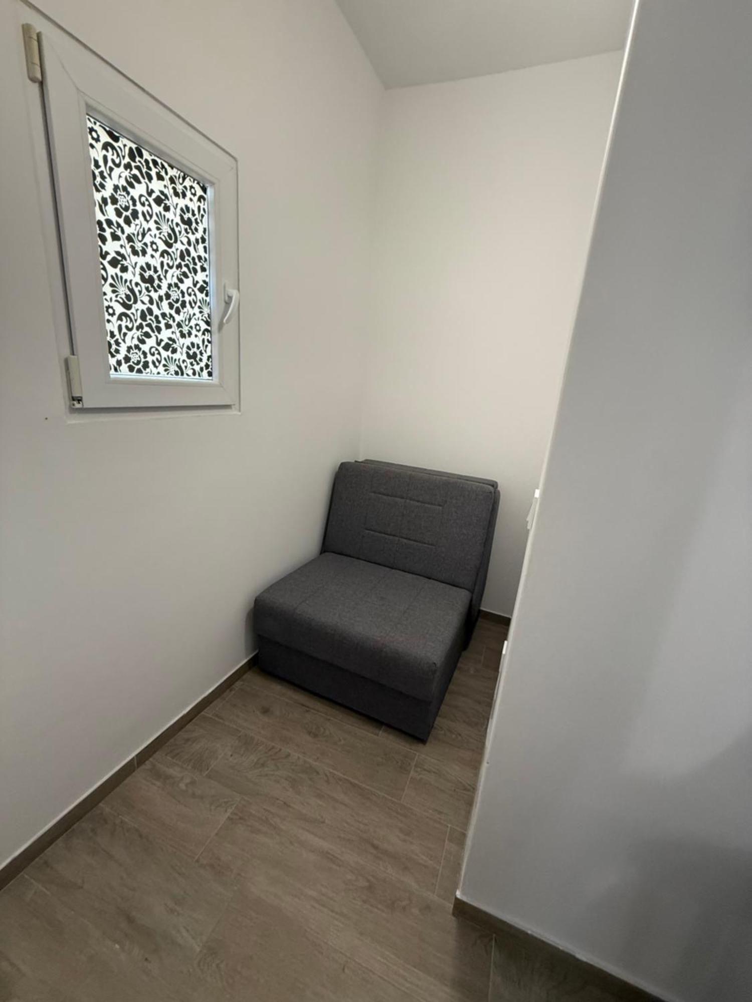 Apartments Matic Baška Voda Стая снимка
