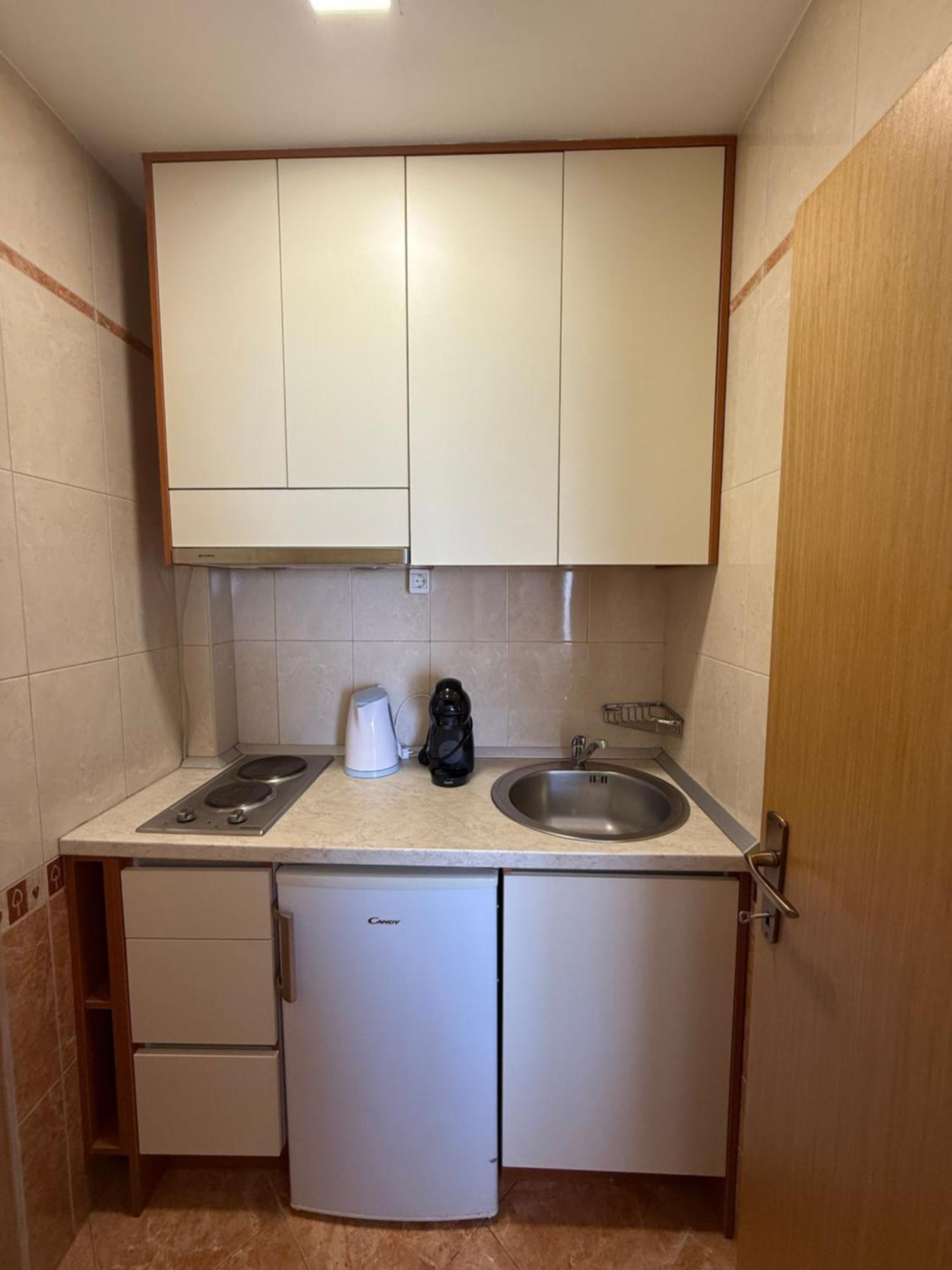 Apartments Matic Baška Voda Стая снимка