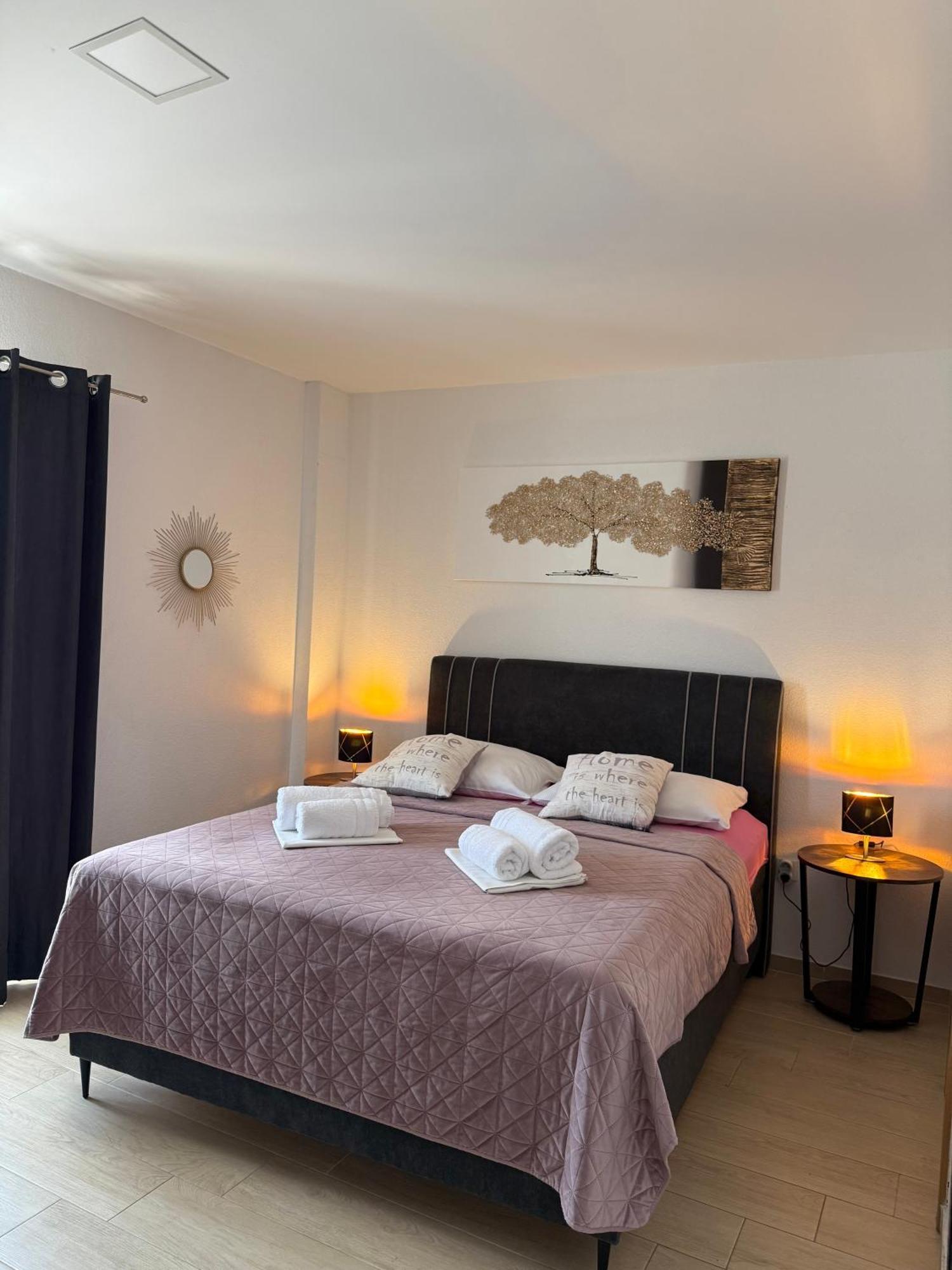 Apartments Matic Baška Voda Стая снимка