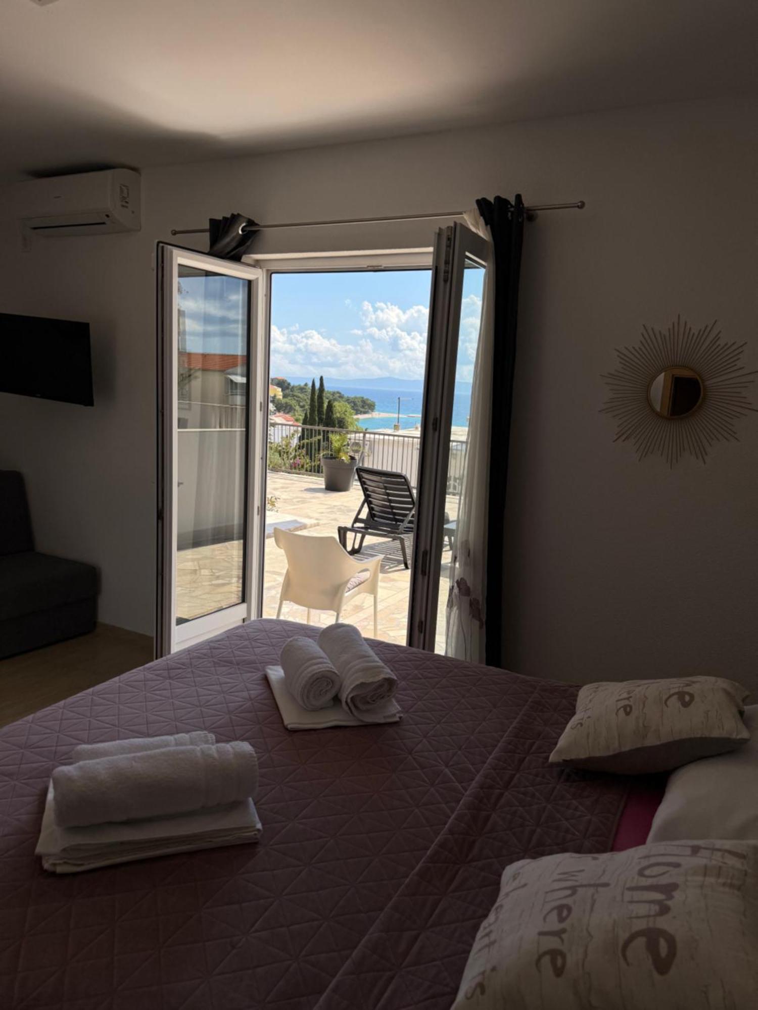 Apartments Matic Baška Voda Стая снимка
